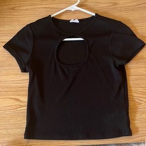 Ribbed cotton on black crop top